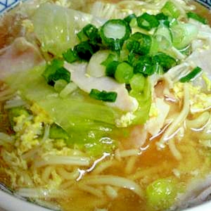 シャキシャキレタスde贅沢インスタントラーメン